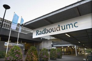 Centro Médico Universitario de Radboud (Nijmegen, Holanda).