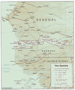 El mapa de Gambia rodeado por Senegal