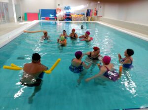 Tratamiento en piscina dirigido a mujeres con fibromialgia