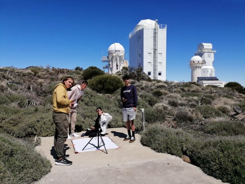 Los alumnos de Tenerife han realizado el ejercicio en el Observatorio del Teide. Imagen: IES La Orotava - Manuel González Pérez.