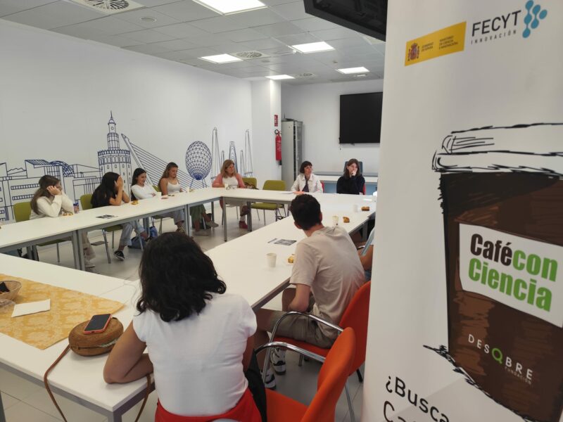 Café con Ciencia Derecho Espacial