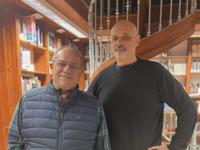 Los investigadores de la Unidad de Humanidades y Ciencias Sociales Computacionales (U-CHASS) de la Universidad de Granada, Víctor Herrero Solana y Carlos Castro Castro.