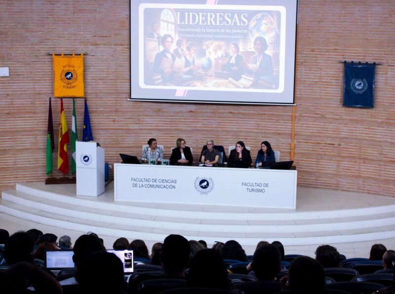 El proyecto se presentó ayer en la facultad de Ciencias de la Comunicación de la Universidad de Málaga a un centenar de alumnos del grado de Periodismo.
